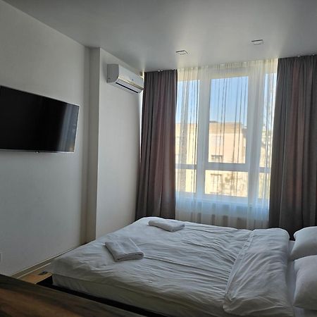 Nyvky Like Home - Studio - Apt 35 基輔 外观 照片