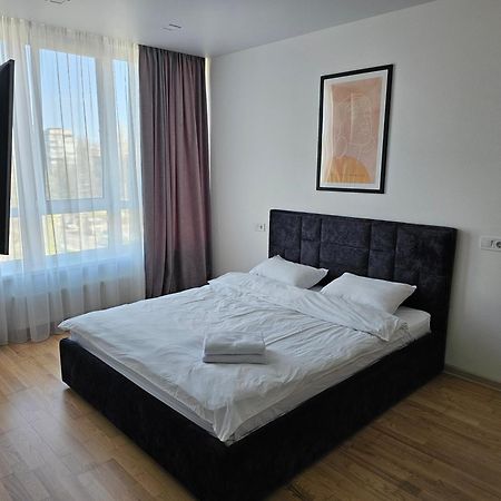 Nyvky Like Home - Studio - Apt 35 基輔 外观 照片